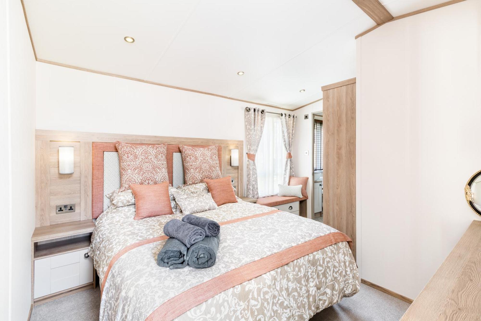 Reeds View Holiday Lodge Южен Сърни Екстериор снимка